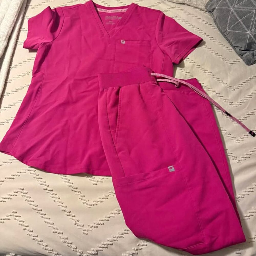 Pink Fabletics Scrub Set - XXS top, XS bottom